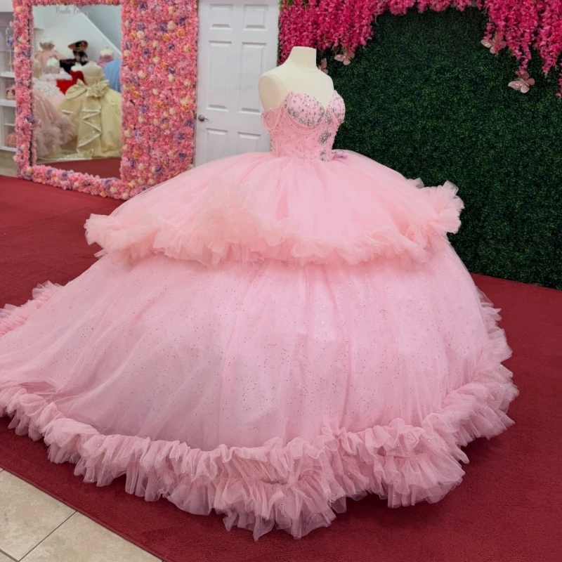 Pink Shiny Ball Gown Quinceanera Dresses Beading Crystal Tiered Tull Corset Off Shoulder Sweet 16 Dress vestidos 15 de anos
Pink Shiny Ball Gown Quinceanera Dresses Beading Crystal Tiered Tull Corset Off Shoulder Sweet 16 Dress vestidos 15 de anos