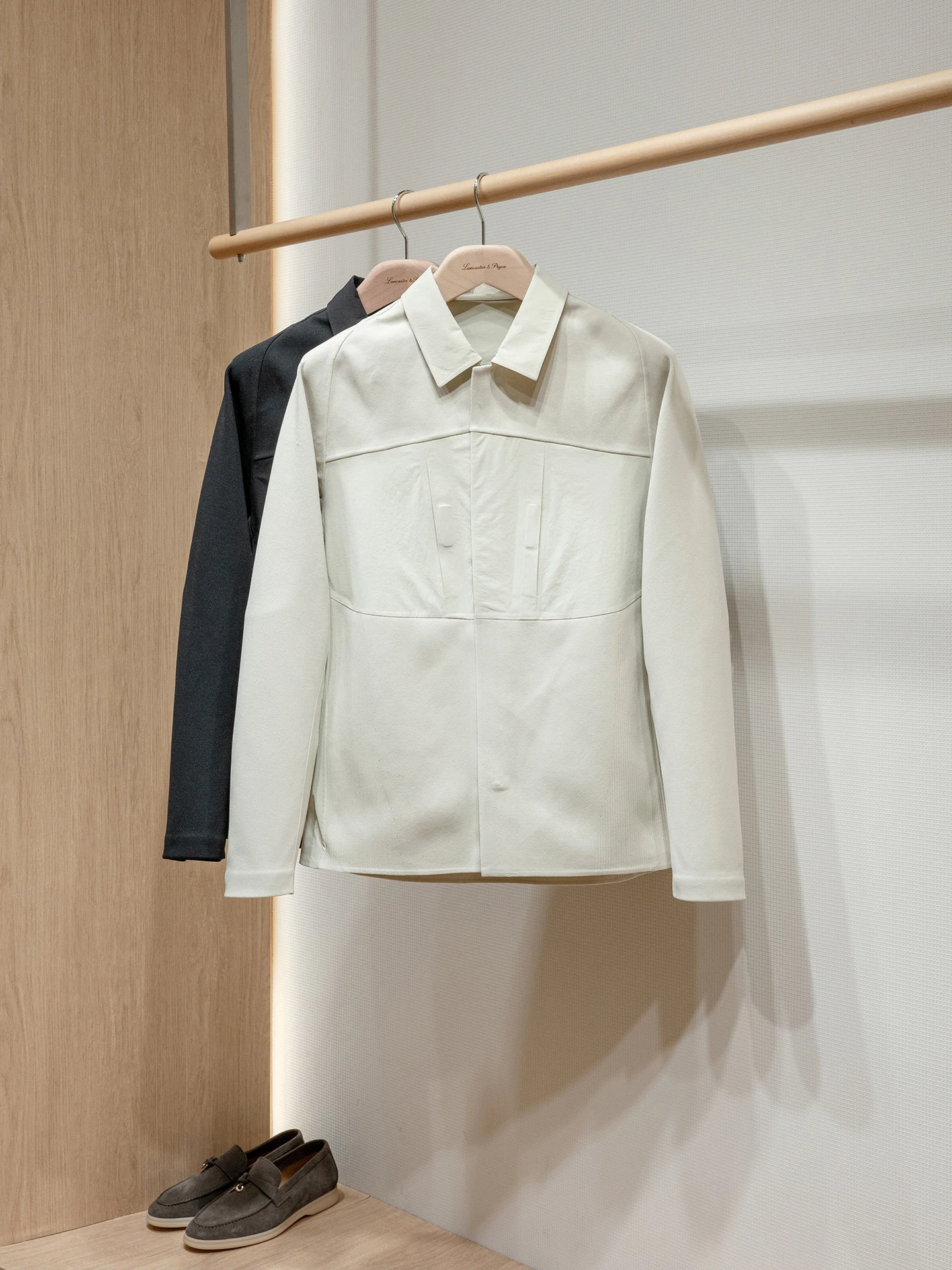 Мужская куртка для активного отдыха и поездок на работу, серия Outdoor Sports, с 6-игольным горизонтальным вязанием, воротником-стойкой и термоэффектом
Мужская куртка для активного отдыха и поездок на работу, серия Outdoor Sports, с 6-игольным горизонтальным вязанием, воротником-стойкой и термоэффектом