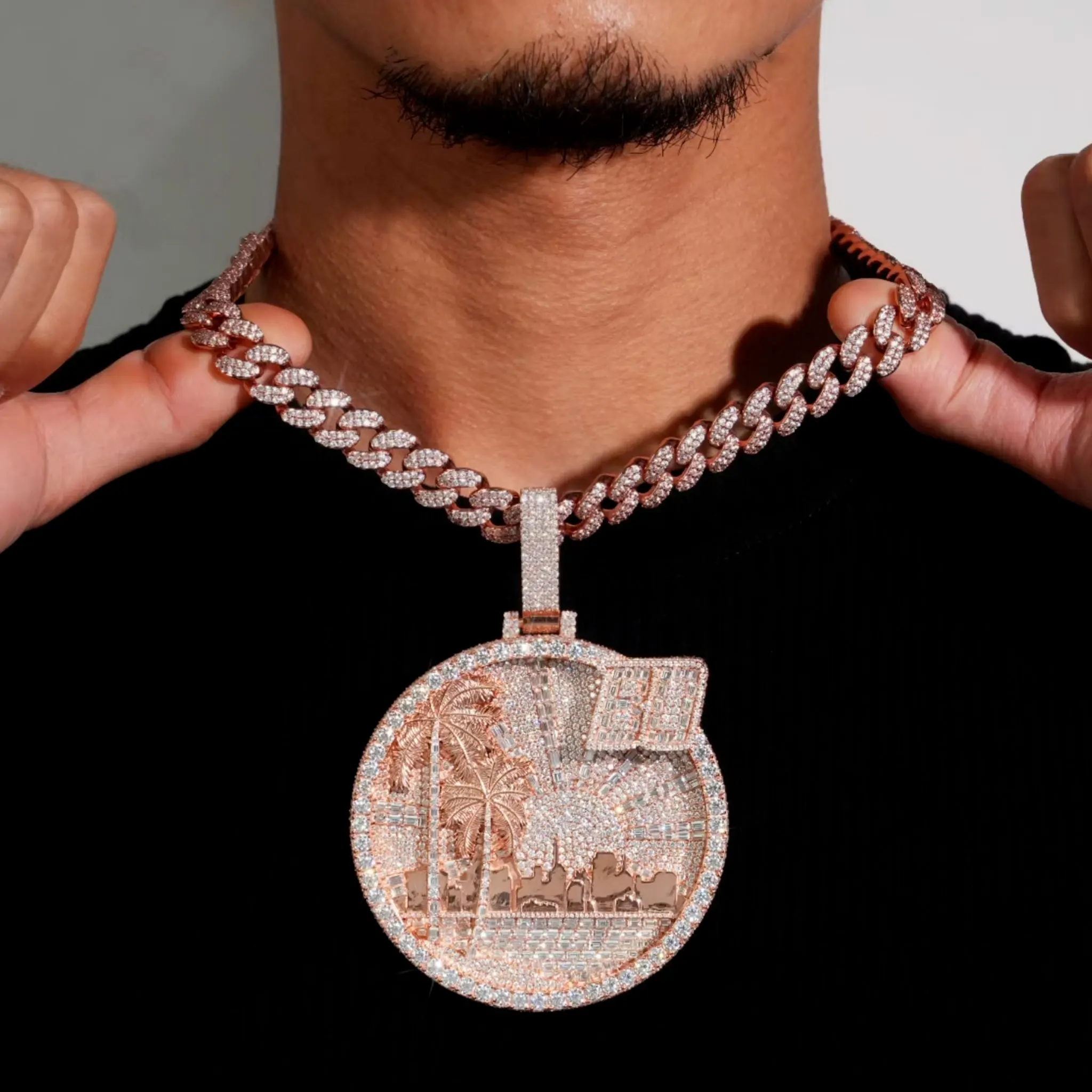 Sparkling and luxurious 3D city palm tree slice circular cutting pendant, Tree of Life sun letter pendant for men's charm jewelry, birthday commemorative gift
Sparkling and luxurious 3D city palm tree slice circular cutting pendant, Tree of Life sun letter pendant for men's charm jewelry, birthday commemorative gift