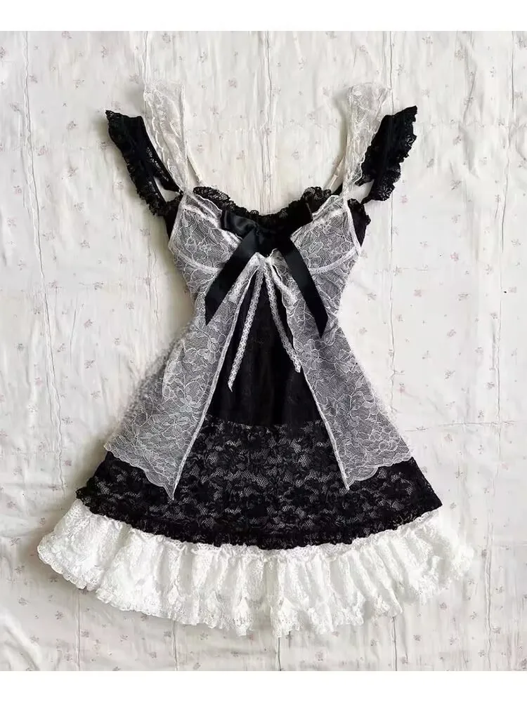 Summer Aesthetic Vintage Lolita Lace Slim Dress Women Gothic Sexy Y2k Lace Up Cardigan Women Kawaii Off Shoulder Sling Dresses
Summer Aesthetic Vintage Lolita Lace Slim Dress Women Gothic Sexy Y2k Lace Up Cardigan Women Kawaii Off Shoulder Sling Dresses