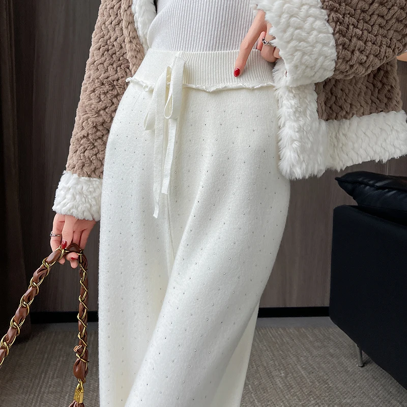 Korean Fashion Elastic High Waist Wide Leg Trousers Women Pants rhinestone Autumn Winter Loose Casual Pants 2025
Korean Fashion Elastic High Waist Wide Leg Trousers Women Pants rhinestone Autumn Winter Loose Casual Pants 2025