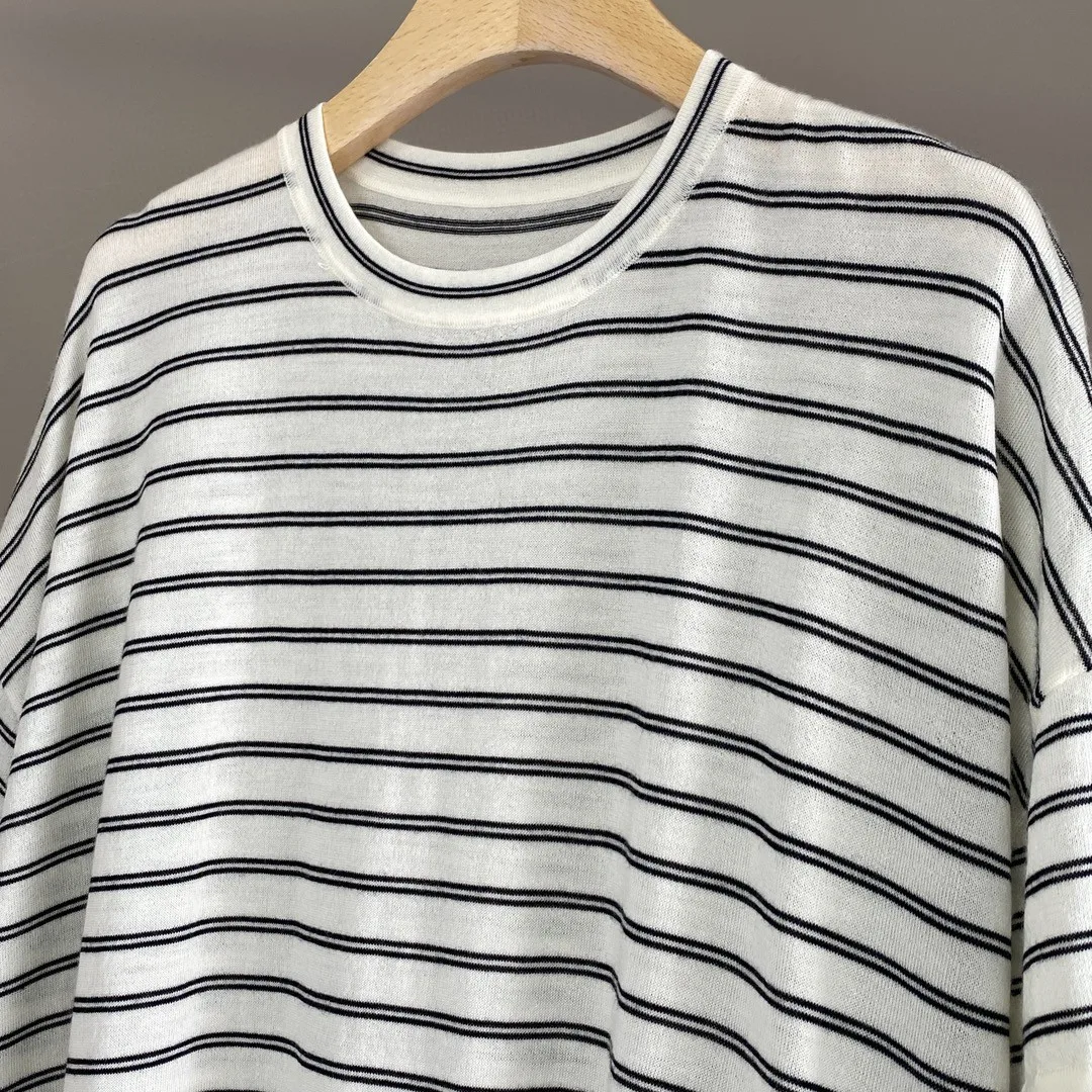 2025 Spring And Summer New Round Neck Wool Women'S Striped Casual Fashion All-Match Knitted Short Sleeve Top
2025 Spring And Summer New Round Neck Wool Women'S Striped Casual Fashion All-Match Knitted Short Sleeve Top