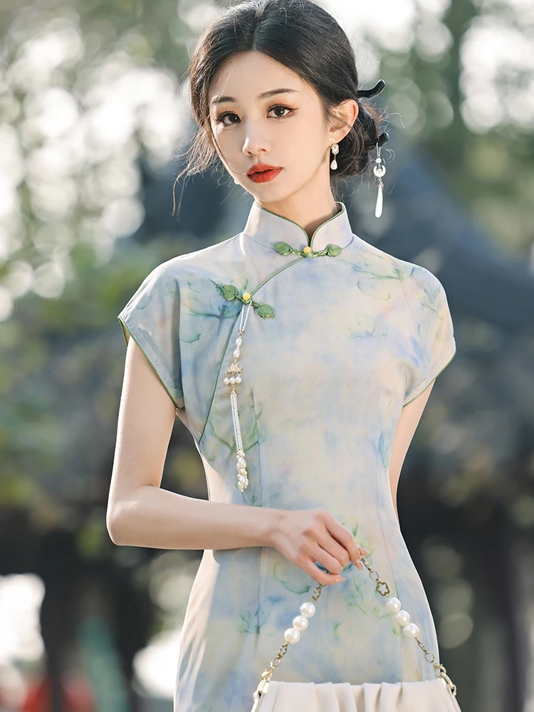 Ele Vintage Chinese Sle High-Quali Silk Material Daily Wear Slimming And Sli ort Sve Floral Pattern
Ele Vintage Chinese Sle High-Quali Silk Material Daily Wear Slimming And Sli ort Sve Floral Pattern