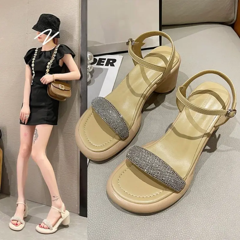 Rhinestones Platform Sandals Chunky Heel Women's Summer Sandals Buckle Strap Party Shoes Comfortable 2024 Women Sandals
Rhinestones Platform Sandals Chunky Heel Women's Summer Sandals Buckle Strap Party Shoes Comfortable 2024 Women Sandals