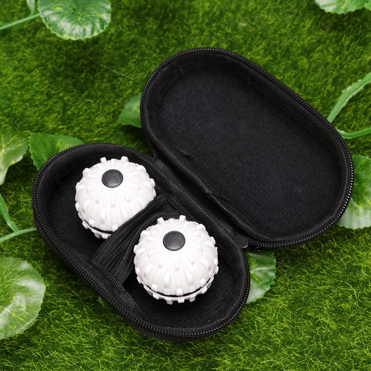 1Pcs One-Piece Balls Premium Material Decompression Ball Stress Relief Sky-Blue Balls Decompression Ball
1Pcs One-Piece Balls Premium Material Decompression Ball Stress Relief Sky-Blue Balls Decompression Ball