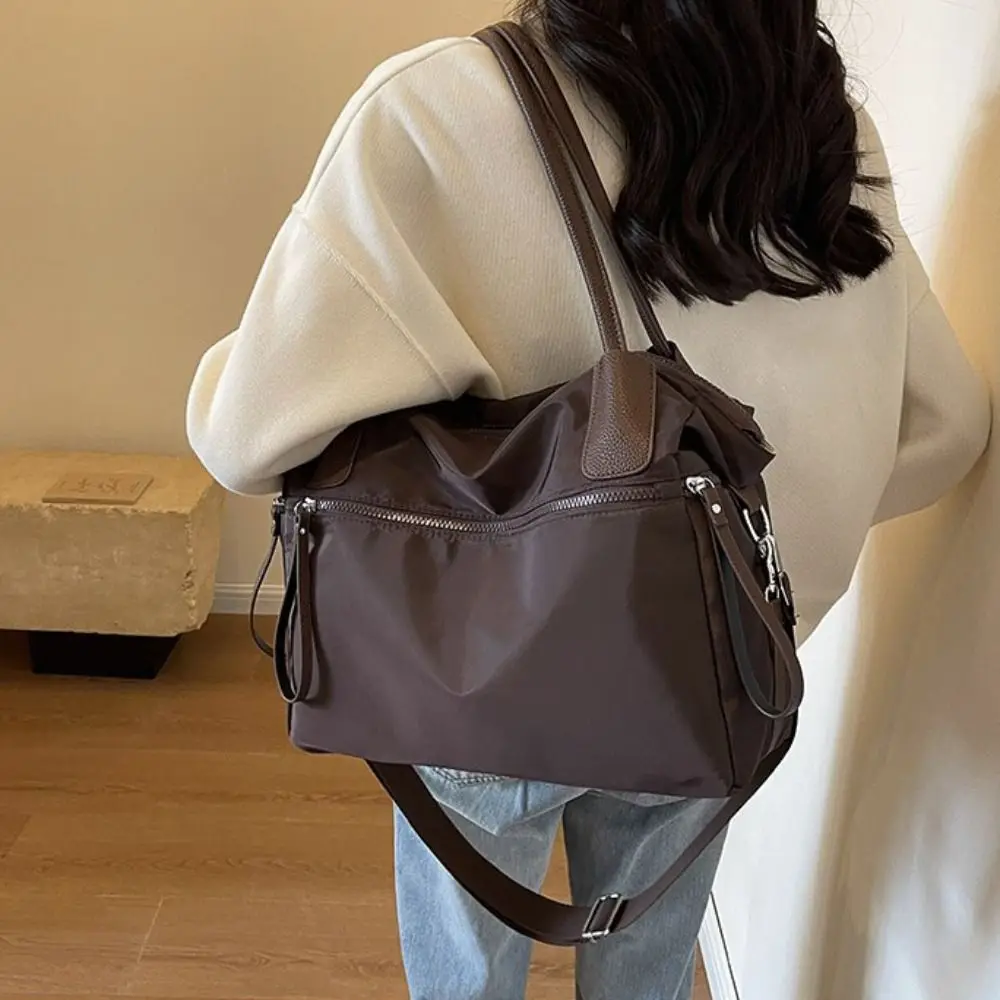 Simple Multifunctional Nylon Tote Bag Large Capacity Waterproof Commuting Shoulder Bag Portable Casual Handbag Travel
Simple Multifunctional Nylon Tote Bag Large Capacity Waterproof Commuting Shoulder Bag Portable Casual Handbag Travel