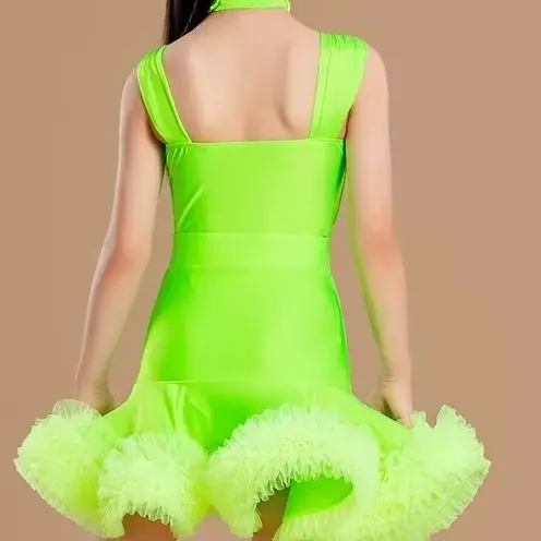 Girls High-End Latin Dance Outfit New Model Competition Training Practice Performance Suit Set for Children
Girls High-End Latin Dance Outfit New Model Competition Training Practice Performance Suit Set for Children