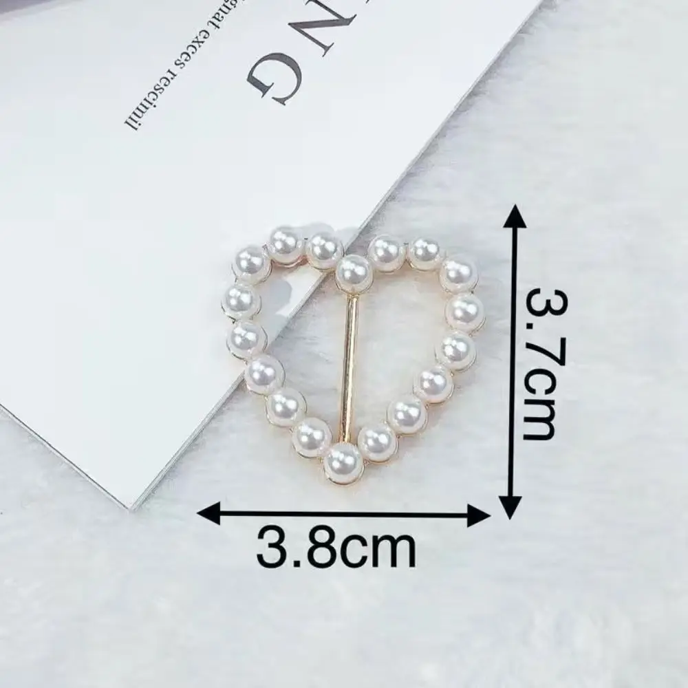 Creative Pearl Silk Scarf Buckle Simple Fixed Clip Clothes Knotted Buckle Clothes Hem Multi-Purpose Clothes Corner Buckle
Creative Pearl Silk Scarf Buckle Simple Fixed Clip Clothes Knotted Buckle Clothes Hem Multi-Purpose Clothes Corner Buckle