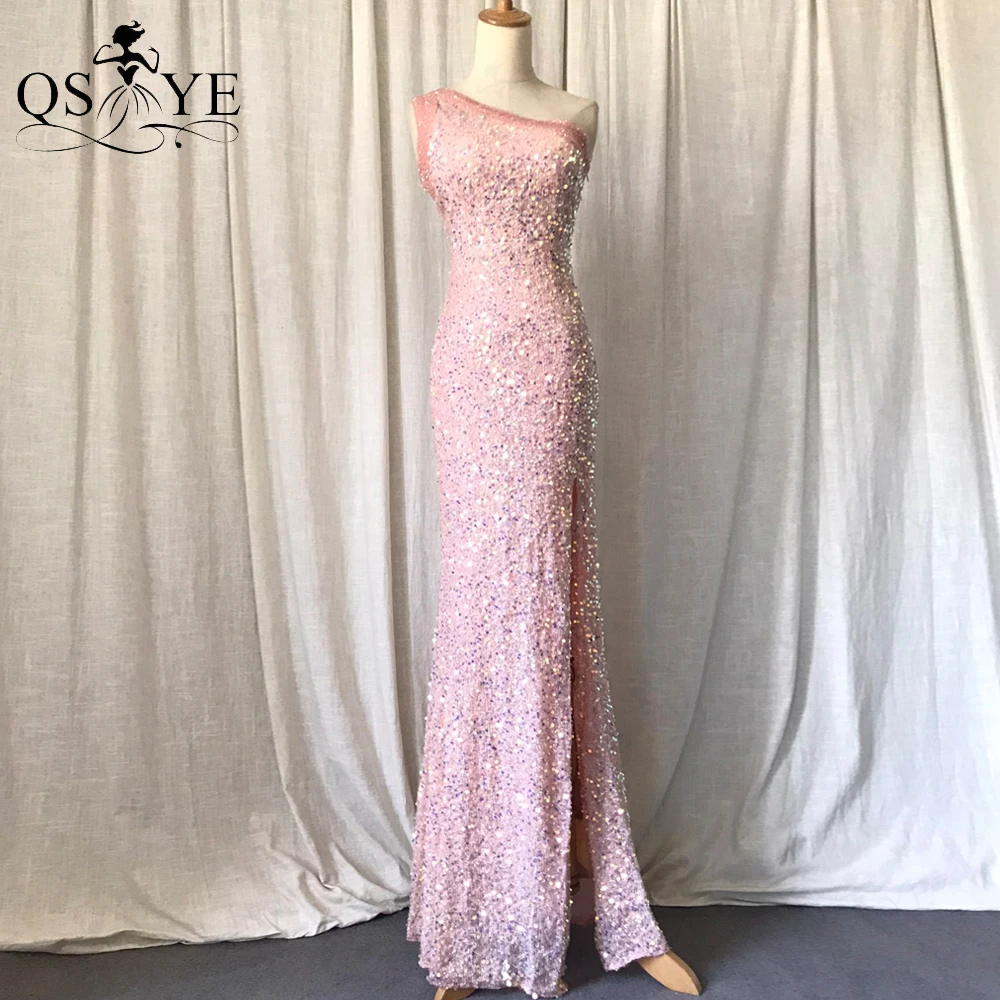 Beading One Shoulder Pink Evening Dresses Fitted Sequin Prom Gown Glitter Sexy Split Party Dress Shiny Crystals Formal Gown Chic
Beading One Shoulder Pink Evening Dresses Fitted Sequin Prom Gown Glitter Sexy Split Party Dress Shiny Crystals Formal Gown Chic