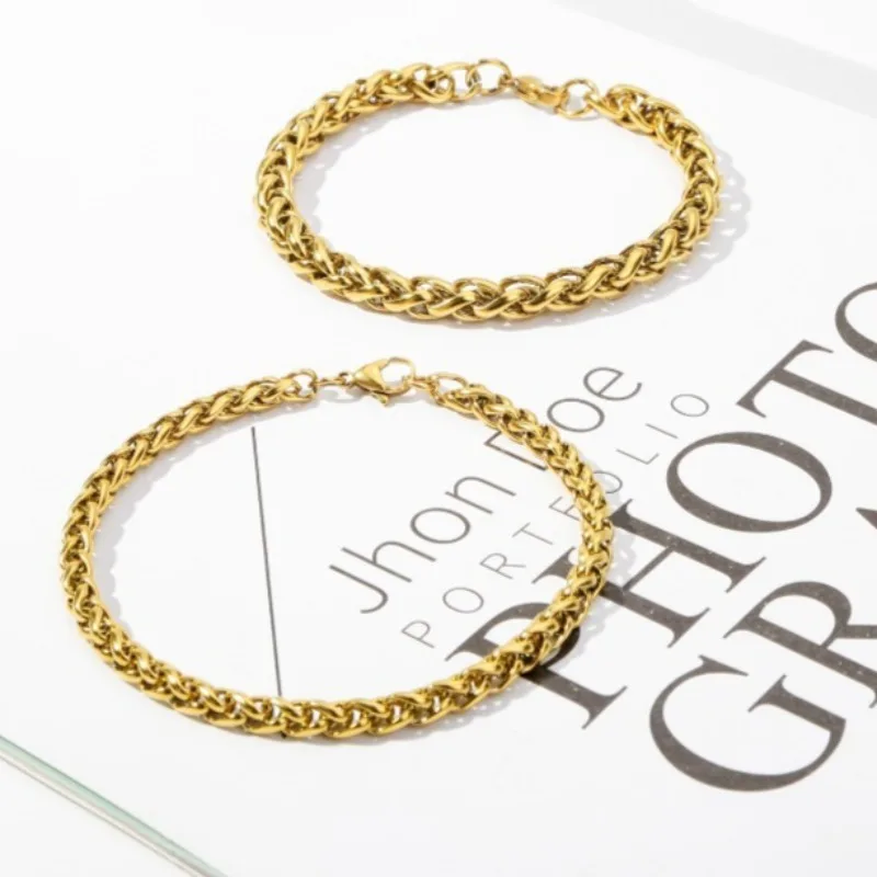 Браслеты из нержавеющей стали 3/5/7 мм для пар, мужчин и женщин, модные цепочки в стиле кубинского плетения, наручные украшения, подарки
Браслеты из нержавеющей стали 3/5/7 мм для пар, мужчин и женщин, модные цепочки в стиле кубинского плетения, наручные украшения, подарки
