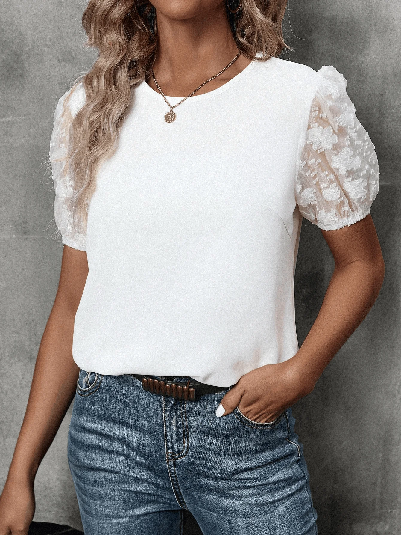 Women's casual crew-neck lace short-sleeved pullover shirt
Women's casual crew-neck lace short-sleeved pullover shirt