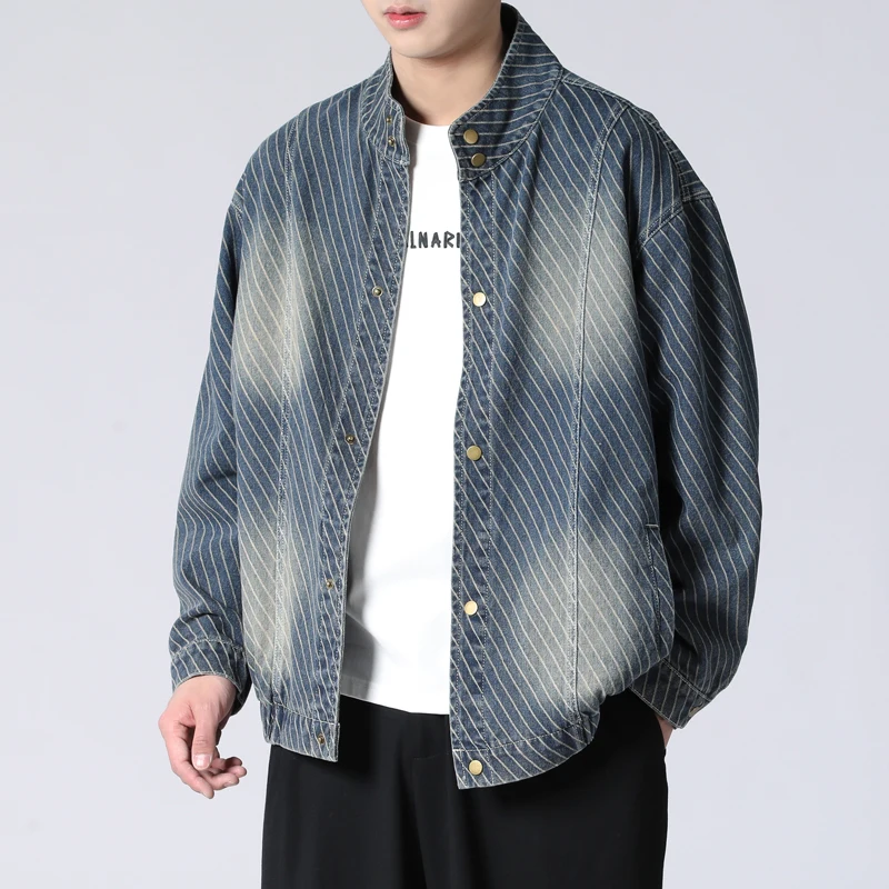 New spring men's denim tops Loose and stylish striped denim men's clothing Men's jacket for casual standing up
New spring men's denim tops Loose and stylish striped denim men's clothing Men's jacket for casual standing up