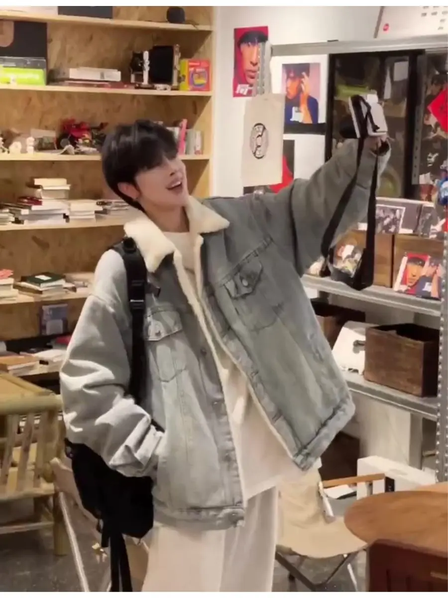 Мужские пуховики, куртки, мужские фитнес-худи, синие элегантные бомберы, высококачественные легкие спортивные куртки, желтые куртки с пуговицами, в стиле Y2K, для ночных вечеринок
Мужские пуховики, куртки, мужские фитнес-худи, синие элегантные бомберы, высококачественные легкие спортивные куртки, желтые куртки с пуговицами, в стиле Y2K, для ночных вечеринок