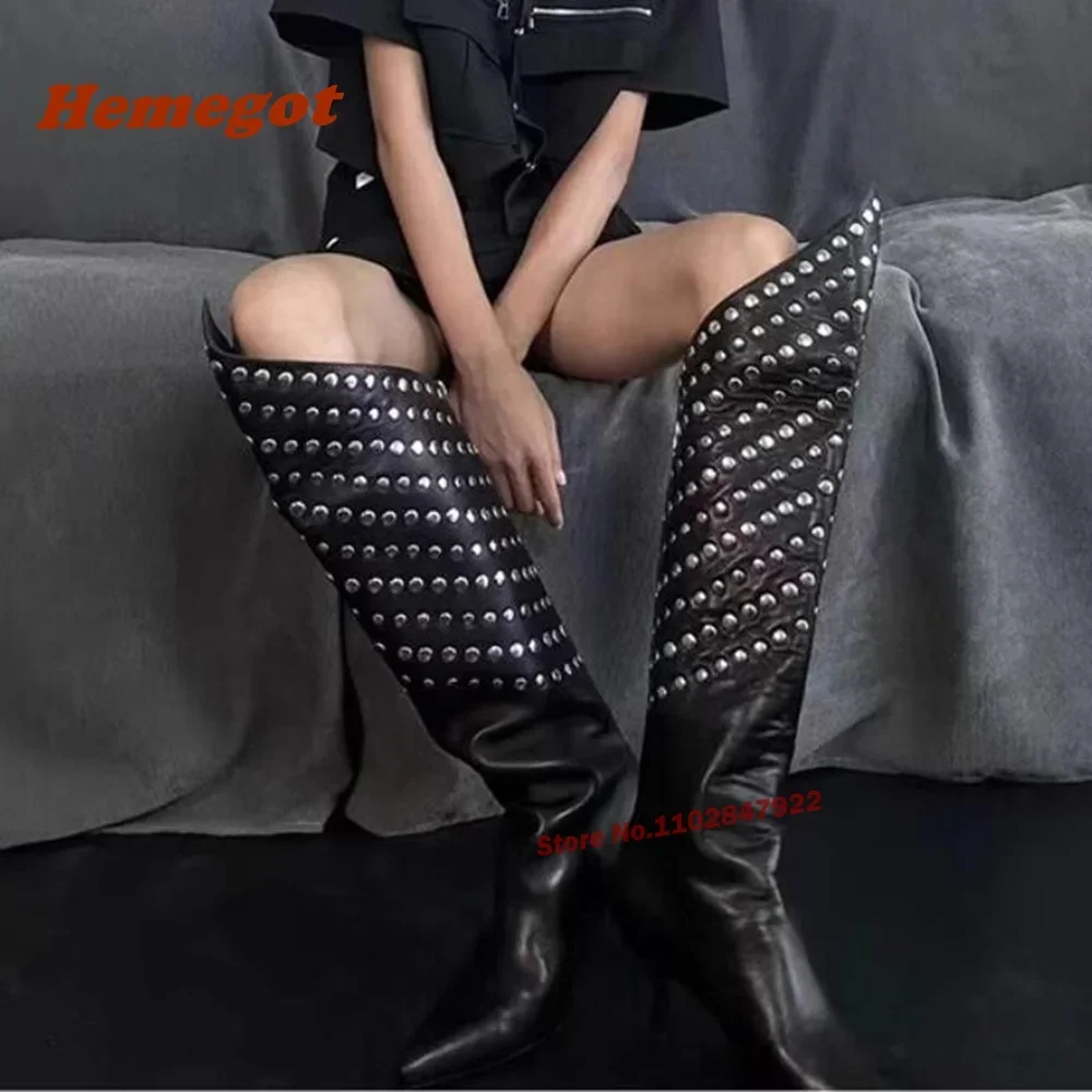 Сапоги до колена с острым носком и заклепками, черные кожаные однотонные женские ботинки на молнии сзади, повседневные большие размеры 44, роскошные зимние ботинки
Сапоги до колена с острым носком и заклепками, черные кожаные однотонные женские ботинки на молнии сзади, повседневные большие размеры 44, роскошные зимние ботинки