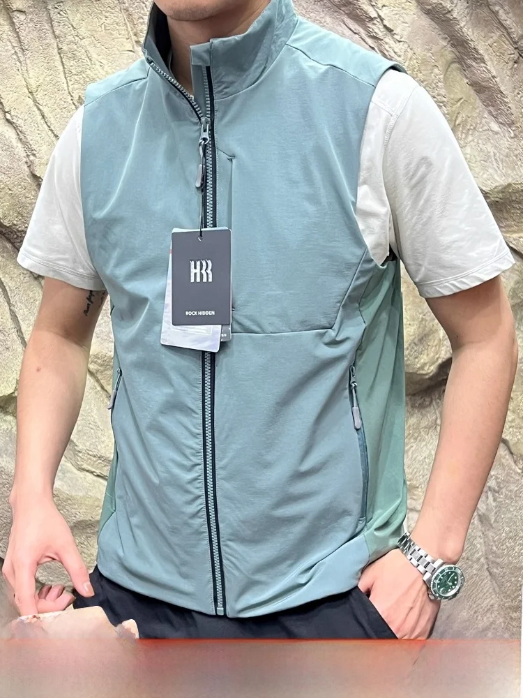Men's Outdoor Faion Vest Stand Fit Breathable Contrast Color Cuts Qui Dry Stand Collar Polyester Fiber Summer Autumn
Men's Outdoor Faion Vest Stand Fit Breathable Contrast Color Cuts Qui Dry Stand Collar Polyester Fiber Summer Autumn