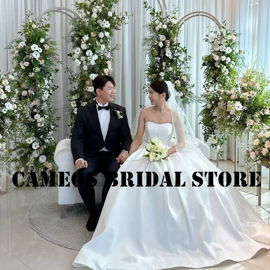 SONDR Custom Made Strapless Wedding Dresses A-Line Elegant Sleeveless Corset Evening Ivory Bride Gowns Women Bridal Dresses
SONDR Custom Made Strapless Wedding Dresses A-Line Elegant Sleeveless Corset Evening Ivory Bride Gowns Women Bridal Dresses