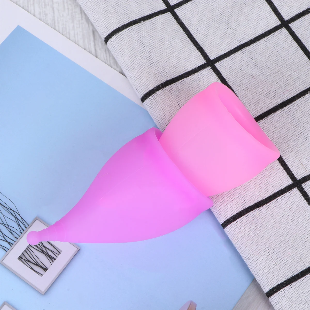 2Pcs Feminine Silicone Menstrual Cup Leakproof Flexible for Women Girls Monthly Period Pink Purple Size L Menstrual Cup
2Pcs Feminine Silicone Menstrual Cup Leakproof Flexible for Women Girls Monthly Period Pink Purple Size L Menstrual Cup