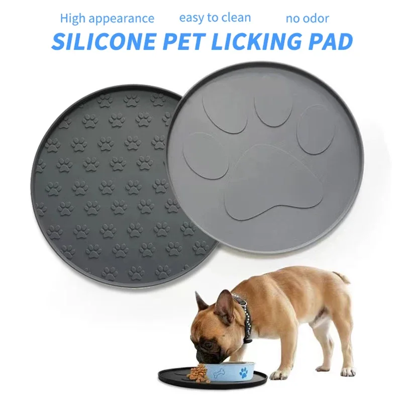 Coffee/pink/gray/black silicone pet meal pad, dog leak-proof feeding pad, round footprint pattern, cat feeding slow licking pad
Coffee/pink/gray/black silicone pet meal pad, dog leak-proof feeding pad, round footprint pattern, cat feeding slow licking pad