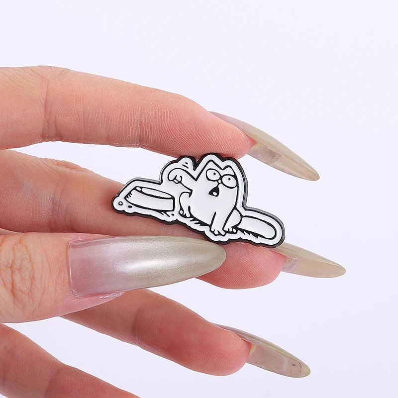 Funny Cartoon Hungry Cat Brooch Enamel Pins Custom Feed ME Cat Brooches Lapel Clothes Badge Backpack Jewelry Gift for Friends
Funny Cartoon Hungry Cat Brooch Enamel Pins Custom Feed ME Cat Brooches Lapel Clothes Badge Backpack Jewelry Gift for Friends