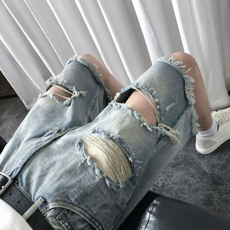 Bermuda with Pockets Male Denim Shorts Loose Ripped Half Baggy Drawstring Men's Short Jeans Pants Long Wide Harajuku Buttons Xl
Bermuda with Pockets Male Denim Shorts Loose Ripped Half Baggy Drawstring Men's Short Jeans Pants Long Wide Harajuku Buttons Xl