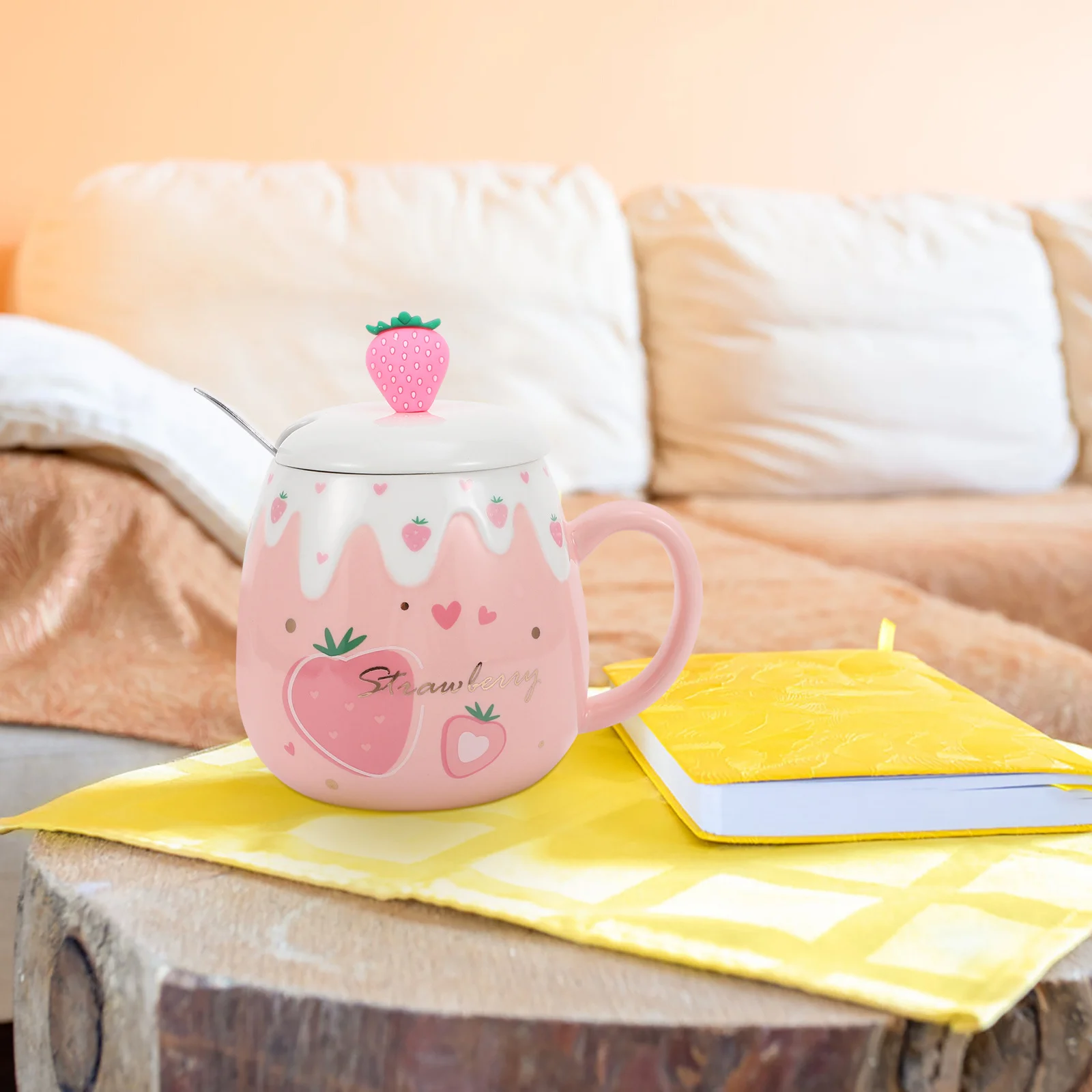 1Set Pink Strawberry Ceramic Cup Lid Spoon Good Texture Beautiful Practical for Families Offices Cafes Decorative Cup
1Set Pink Strawberry Ceramic Cup Lid Spoon Good Texture Beautiful Practical for Families Offices Cafes Decorative Cup