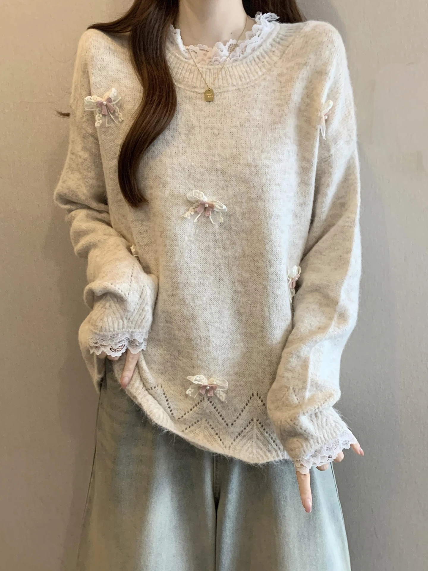 Lace Trim Knot Fake Two-Piece Knitted Sweater Women's Loose Autumn Winter plus Size Comfortable Unique Beautiful Sw...
Lace Trim Knot Fake Two-Piece Knitted Sweater Women's Loose Autumn Winter plus Size Comfortable Unique Beautiful Sw...
