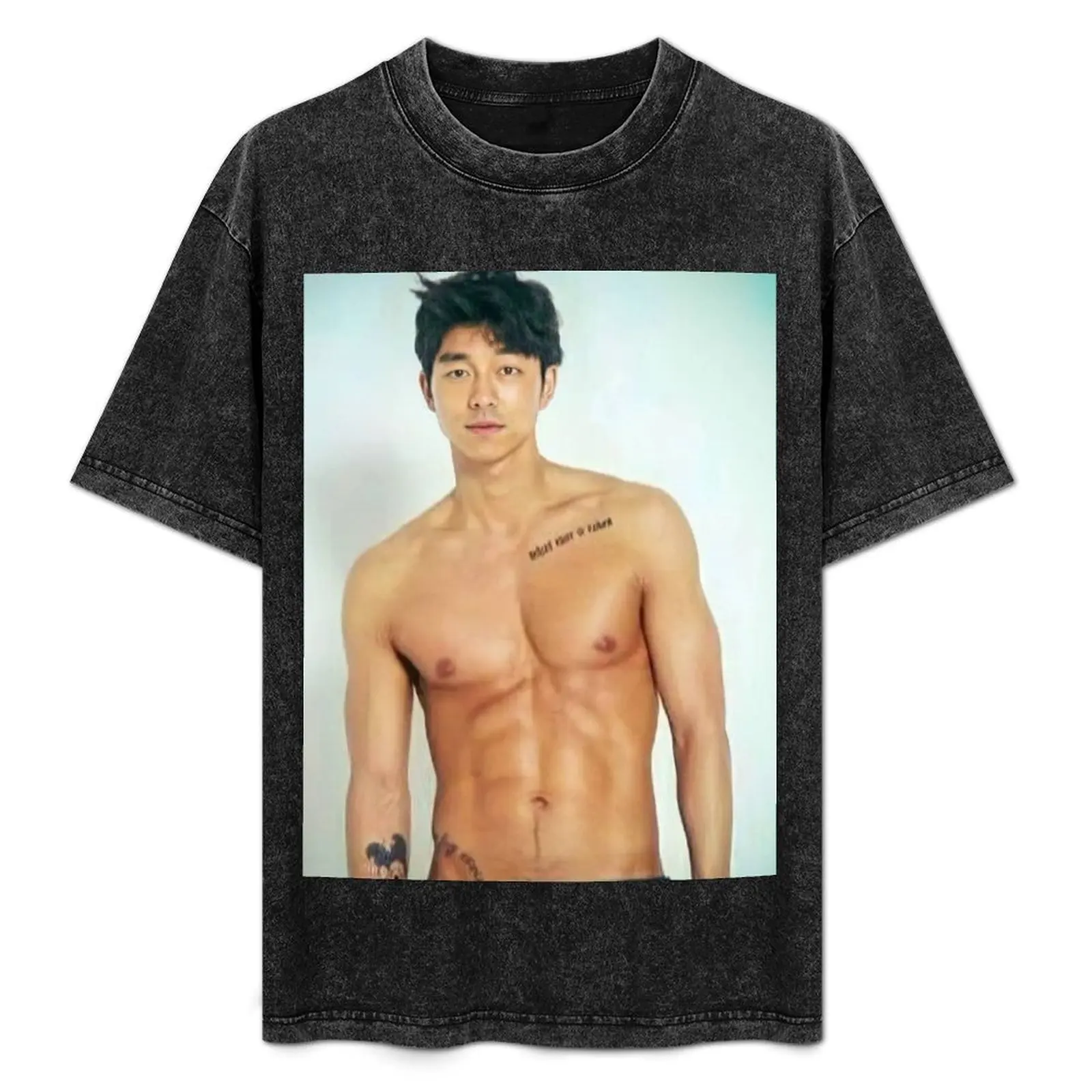 Gong Yoo shirtless T-Shirt Festive Simple T-Shirt
Gong Yoo shirtless T-Shirt Festive Simple T-Shirt