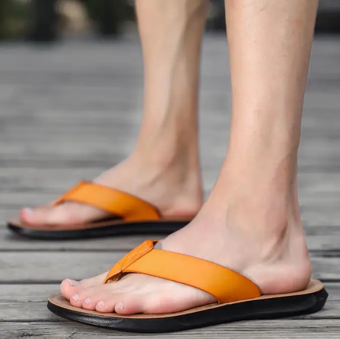 Size 38-46 New Flip-flops For Men Casual Cool Beach Summer Slippers Man Light Flats Men's Leather flats Shoes
Size 38-46 New Flip-flops For Men Casual Cool Beach Summer Slippers Man Light Flats Men's Leather flats Shoes