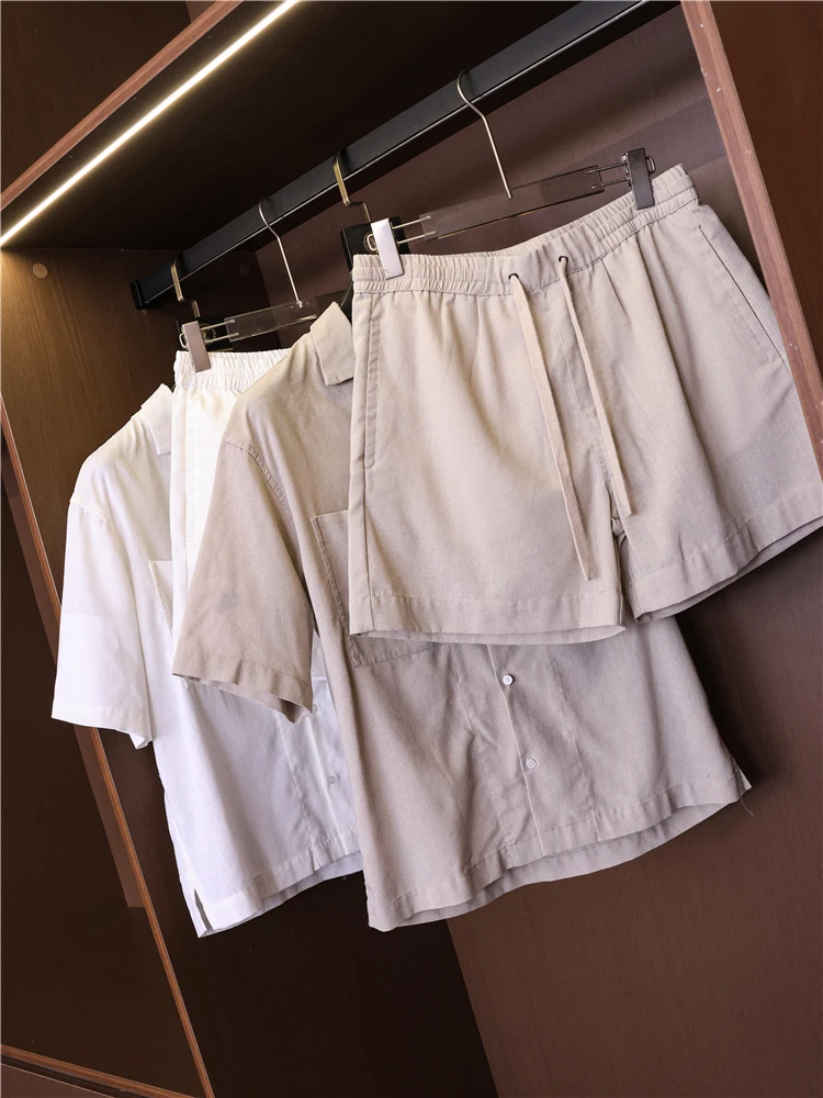 Men's Pure Color Cotton Linen Short Sleeve Shirt with Symmetrical Pocket Collar Fashionable Summer Set with Shorts C190
Men's Pure Color Cotton Linen Short Sleeve Shirt with Symmetrical Pocket Collar Fashionable Summer Set with Shorts C190