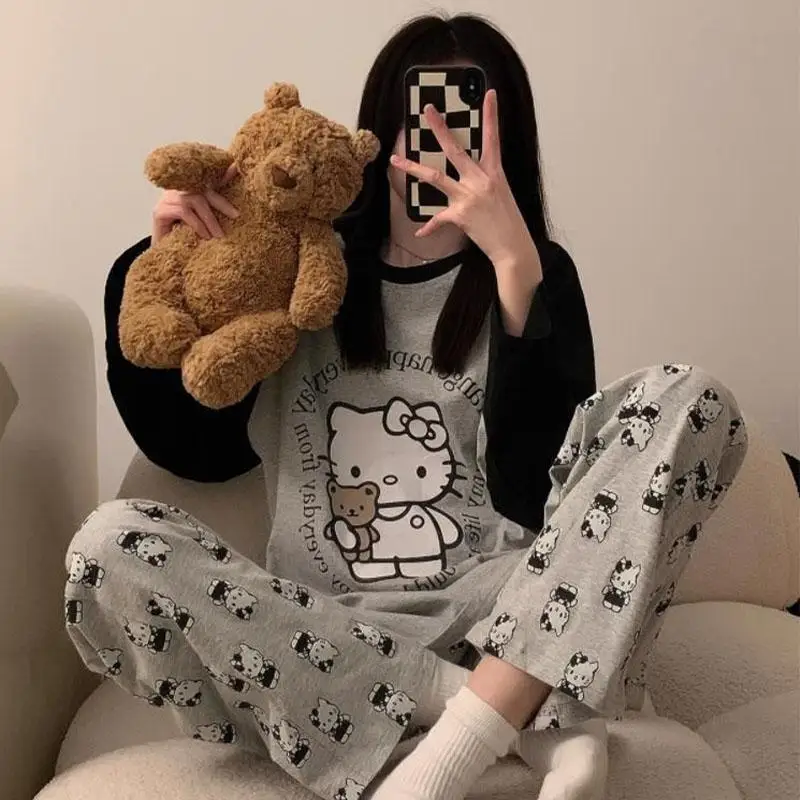 Kawaii Hello Kitty's женский пижамный комплект с героями мультфильмов Sanrios, студенческие брюки с длинными рукавами, свободная домашняя одежда, милая ночная рубашка для девочек
Kawaii Hello Kitty's женский пижамный комплект с героями мультфильмов Sanrios, студенческие брюки с длинными рукавами, свободная домашняя одежда, милая ночная рубашка для девочек