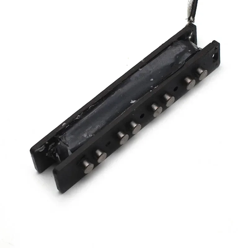 Open Alnico 5 Jazz JB Bass Pickup Neck or Bridge Pickup Braided Cloth Cable for 4 String Bass Parts
Open Alnico 5 Jazz JB Bass Pickup Neck or Bridge Pickup Braided Cloth Cable for 4 String Bass Parts
