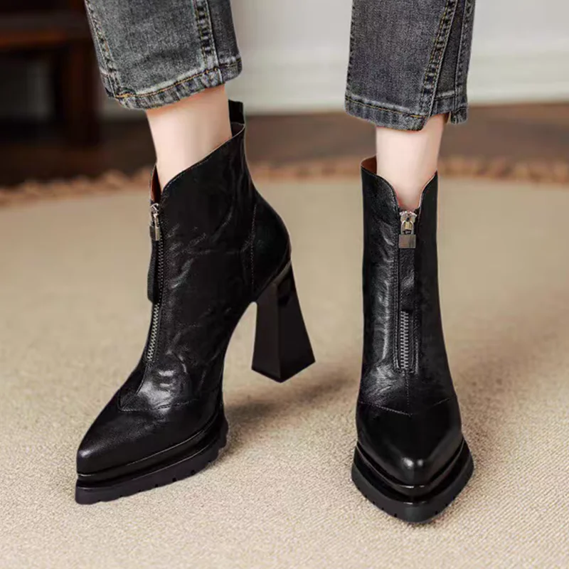 Pointed Toe Women's Ankle Boots Sexy High Heels Zipper Shoes 2025 Pumps Chelsea Boots New Winter Designer Dress Mujer De Botas
Pointed Toe Women's Ankle Boots Sexy High Heels Zipper Shoes 2025 Pumps Chelsea Boots New Winter Designer Dress Mujer De Botas