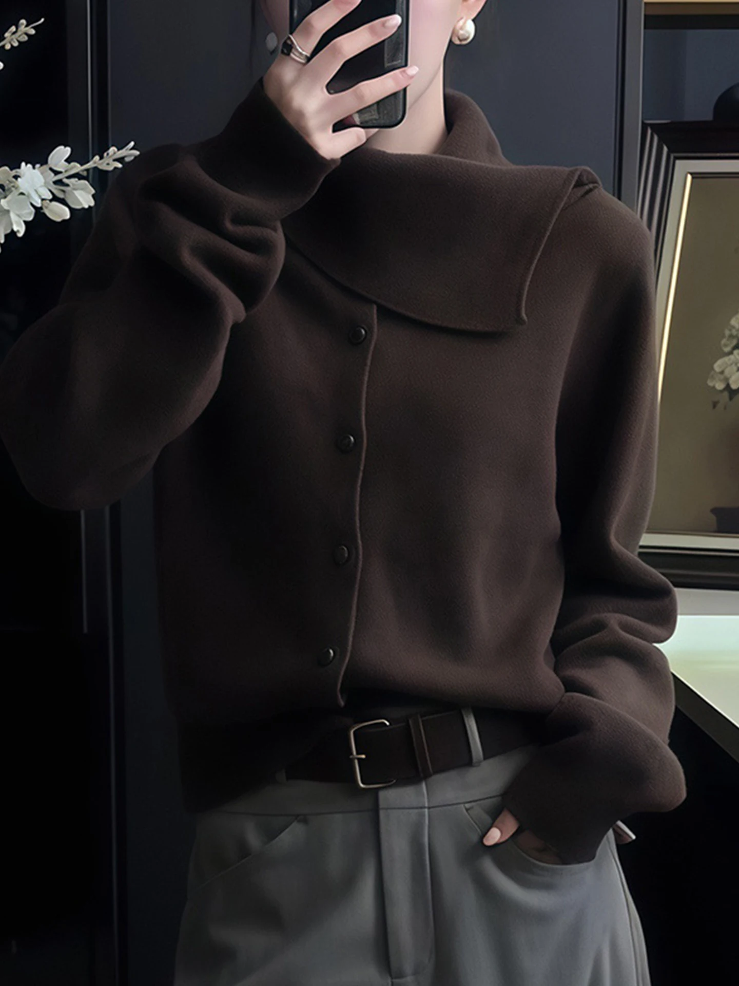 Уникальный длинный вязаный свитер Sve в стиле ретро, повседневный зимний топ для женщин, однотонный модный свитер для поездок на работу
Уникальный длинный вязаный свитер Sve в стиле ретро, повседневный зимний топ для женщин, однотонный модный свитер для поездок на работу