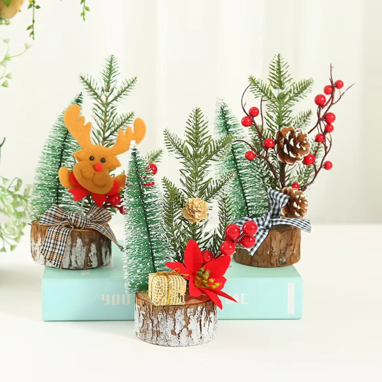 Factory Custom Artificial Foam Berry Pine Pine Cone Decorative Boutique Christmas Decorations
Factory Custom Artificial Foam Berry Pine Pine Cone Decorative Boutique Christmas Decorations