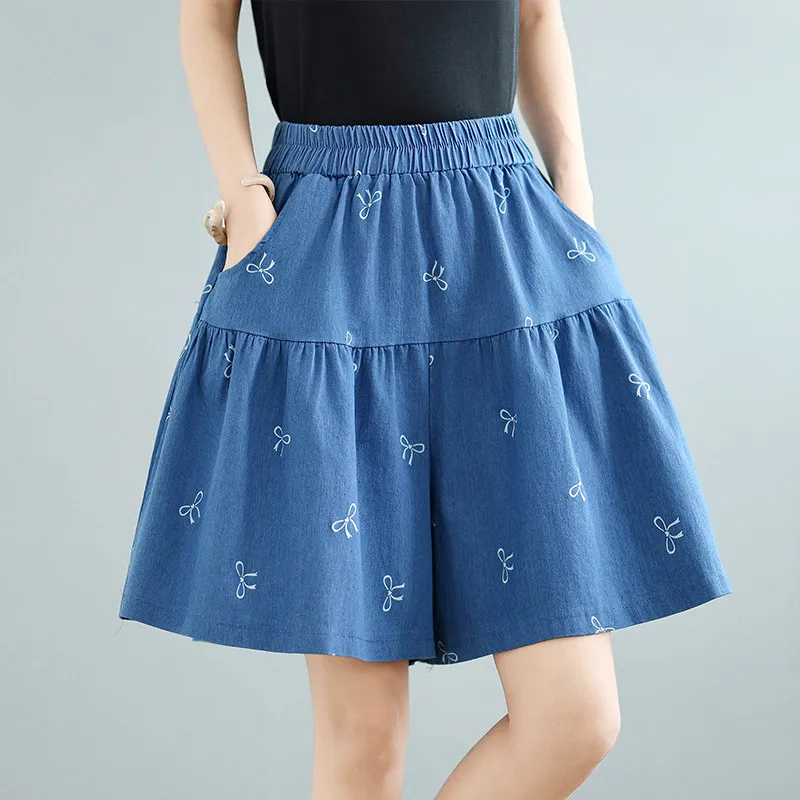 Summer Fashion Women's Large Size Denim Shorts Elastic Waist Chic Print Thin Loose Casual Wide Leg Half Length Pants Female
Summer Fashion Women's Large Size Denim Shorts Elastic Waist Chic Print Thin Loose Casual Wide Leg Half Length Pants Female