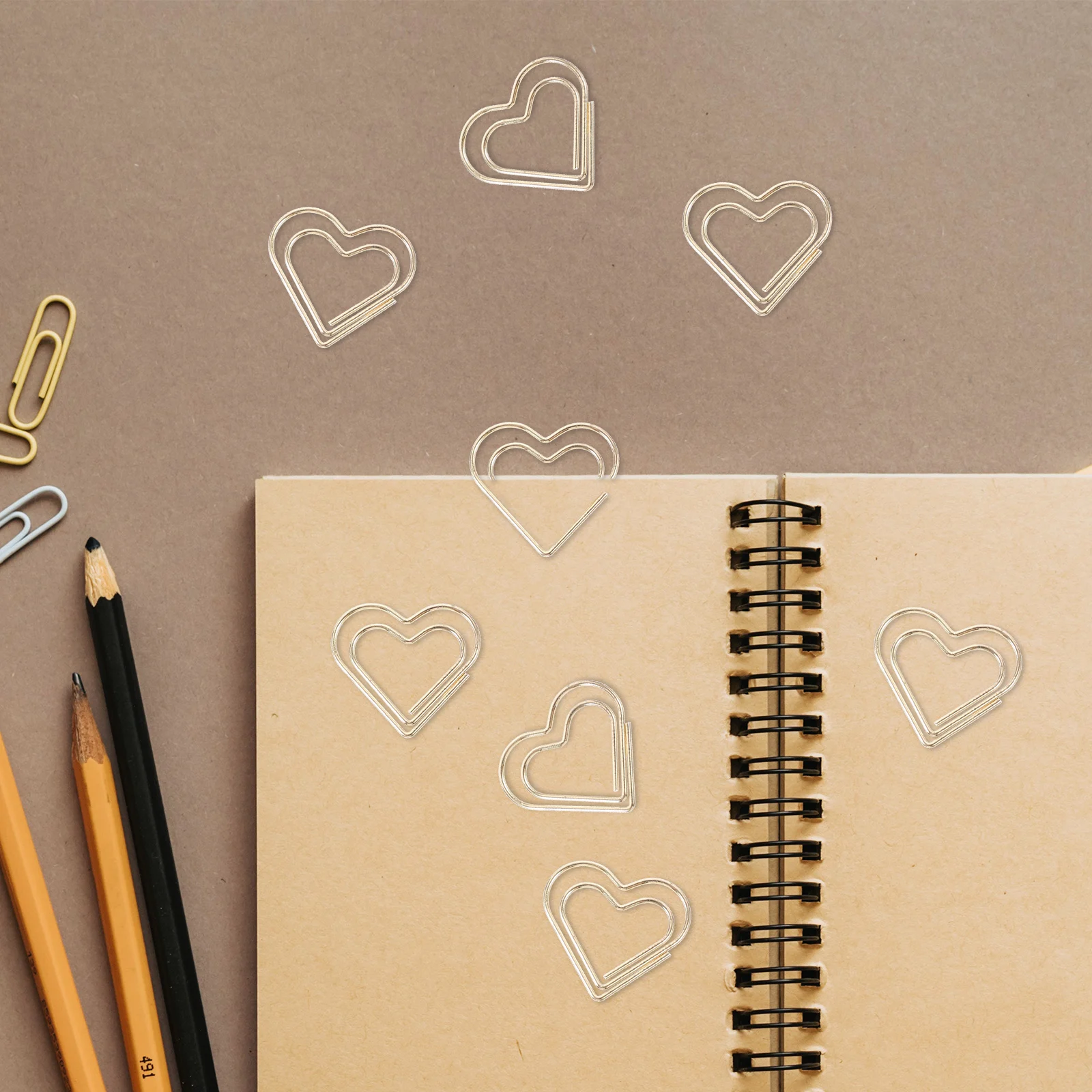 50pcs Heart Shaped Paper Clips Golden Color Small Wedding Decorative Scrapbooking Metal Cute Office School Supplies
50pcs Heart Shaped Paper Clips Golden Color Small Wedding Decorative Scrapbooking Metal Cute Office School Supplies