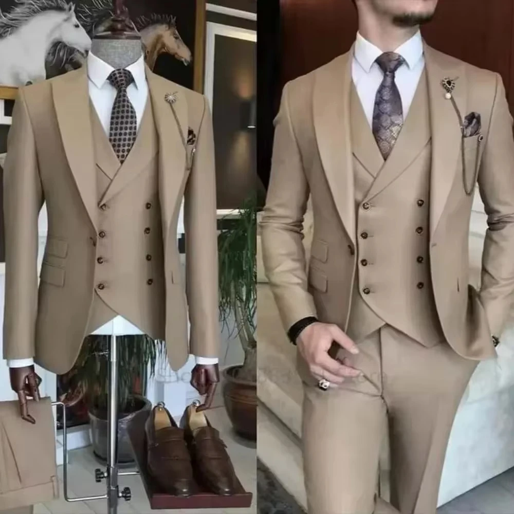 3PCS Blazer+Vest+Pant Sets Brown Men Suit Double Breasted Vest Tuxedos for Wedding Groomsmen Suits Men
3PCS Blazer+Vest+Pant Sets Brown Men Suit Double Breasted Vest Tuxedos for Wedding Groomsmen Suits Men