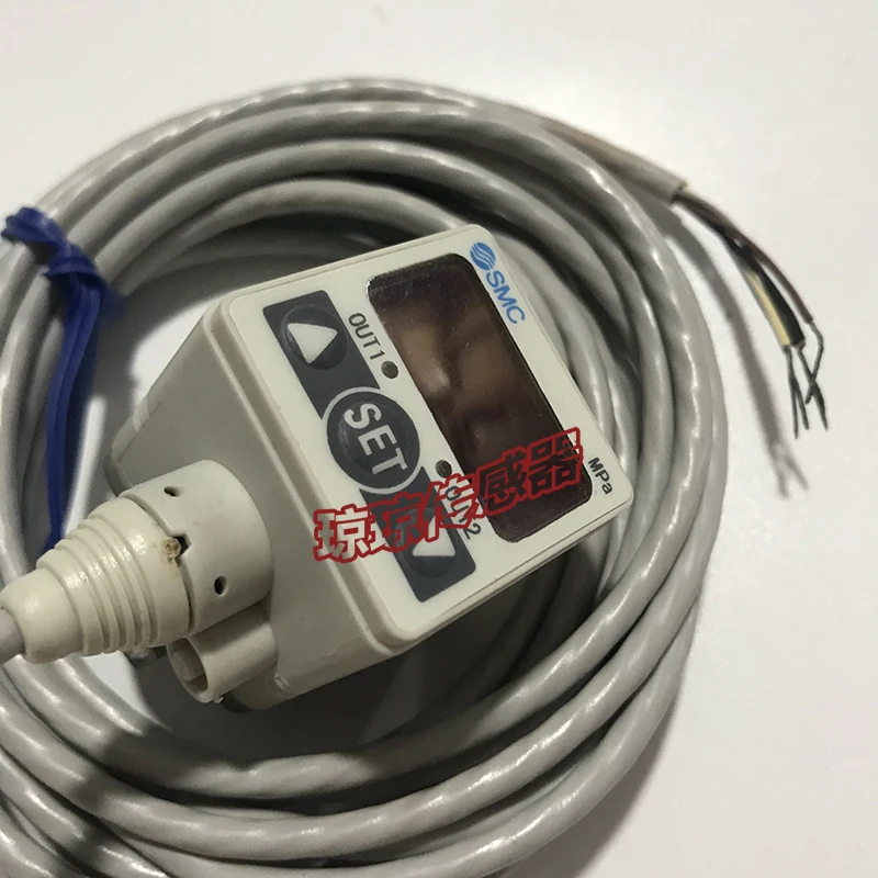Imported SMC Digital Pressure Switch Sensor ISE40-W1-30L-M/W1-30L/W1-30/W1-30-M
Imported SMC Digital Pressure Switch Sensor ISE40-W1-30L-M/W1-30L/W1-30/W1-30-M