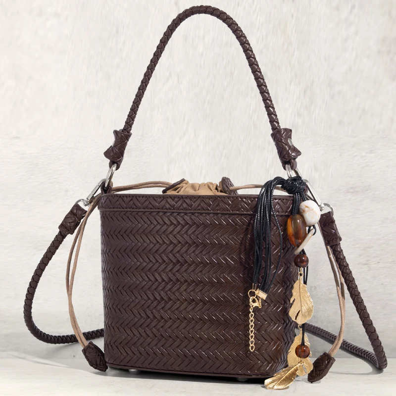 Mini Bucket Bags For Women Luxury Designer Handbag And Purse 2025 New In PU Imitation Braided Embossed Pattern Underarm Shoulder
Mini Bucket Bags For Women Luxury Designer Handbag And Purse 2025 New In PU Imitation Braided Embossed Pattern Underarm Shoulder