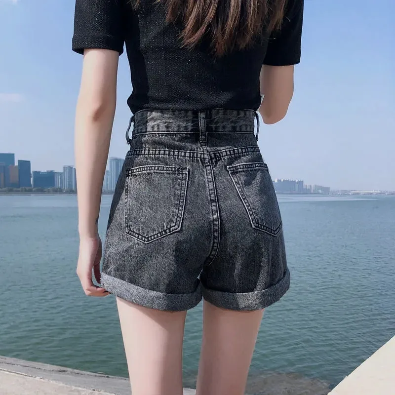 New Summer Women High Waist Button Wigh Leg Jeans Shorts Casual Female Loose Fit Blue Denim Shorts BB-031
New Summer Women High Waist Button Wigh Leg Jeans Shorts Casual Female Loose Fit Blue Denim Shorts BB-031