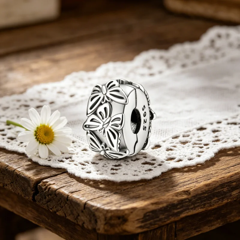 925 Sterling Silver Butterfly Fluttering Charms Beads For Women Fit Original Bracelet DIY Birthday Party Jewelry Gifts
925 Sterling Silver Butterfly Fluttering Charms Beads For Women Fit Original Bracelet DIY Birthday Party Jewelry Gifts