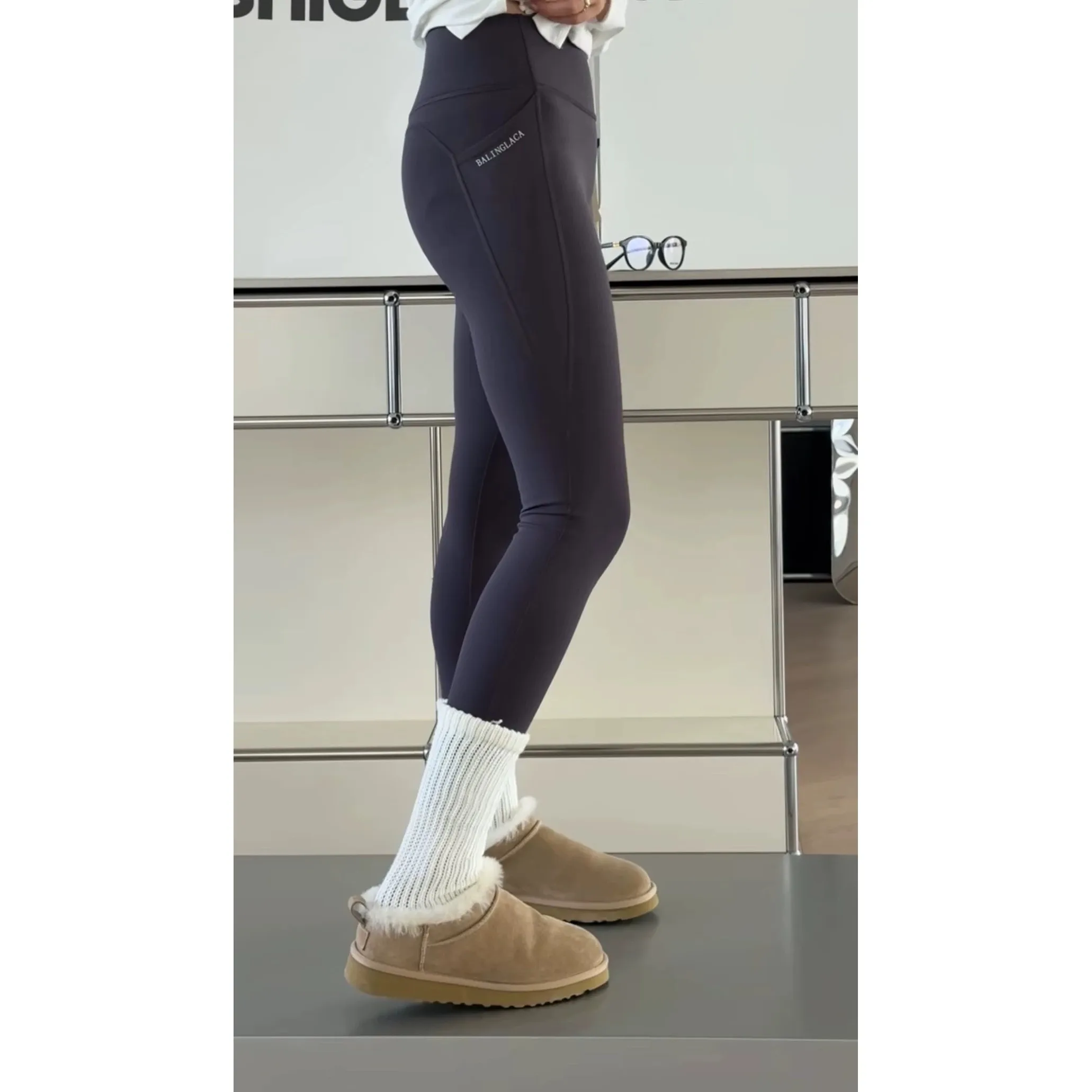 Anti-Aging Sport American Thin Fce Yoga Pants Women's New Sle 2025 Winter High Waist Long Pants Casual Scene Bot
Anti-Aging Sport American Thin Fce Yoga Pants Women's New Sle 2025 Winter High Waist Long Pants Casual Scene Bot