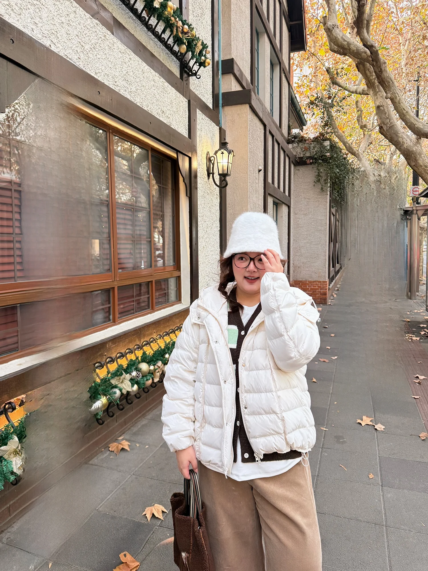 Women's PONGKIKI Cloud Tee Star 90% White Du down Jaet plus Size Winter Coat Warm Thiened Long Sve Hooded Coat
Women's PONGKIKI Cloud Tee Star 90% White Du down Jaet plus Size Winter Coat Warm Thiened Long Sve Hooded Coat