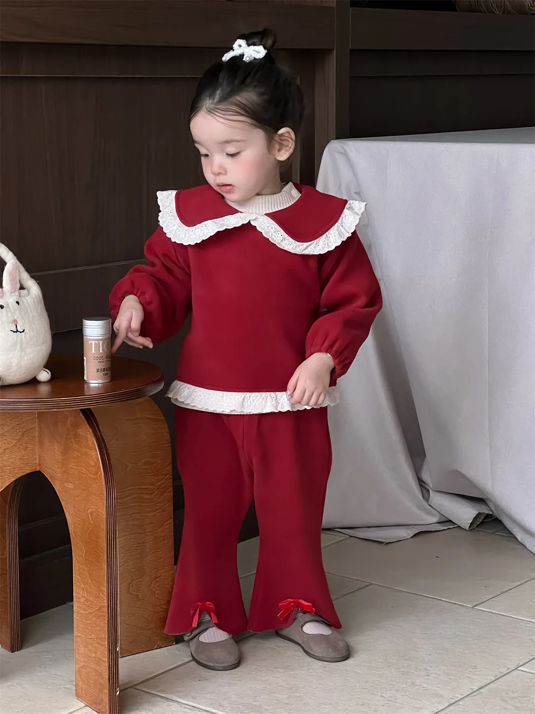 2pcs 2025 Winter New Baby Girl Large Lapel Fleece Tops + Bow Pants Suit Plus Velvet Thick Infant Warm Set Girls Plaid Outfits
2pcs 2025 Winter New Baby Girl Large Lapel Fleece Tops + Bow Pants Suit Plus Velvet Thick Infant Warm Set Girls Plaid Outfits
