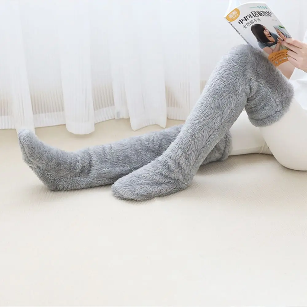 Новые свободные чулки, коралловые флисовые гольфы, утепленные однотонные длинные носки
Новые свободные чулки, коралловые флисовые гольфы, утепленные однотонные длинные носки