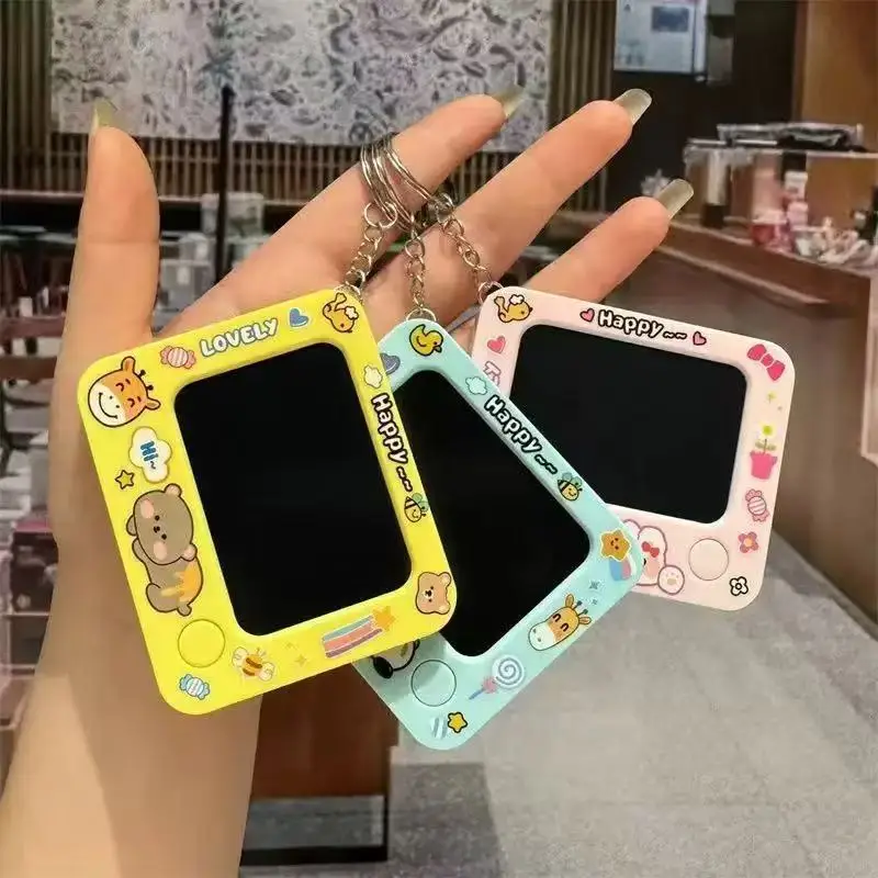 Creative Mini Graffiti Drawing Board Keychain One Click Clear Cartoon Cute DIY Children and Teenagers Drawing Stress Relief Toy
Creative Mini Graffiti Drawing Board Keychain One Click Clear Cartoon Cute DIY Children and Teenagers Drawing Stress Relief Toy