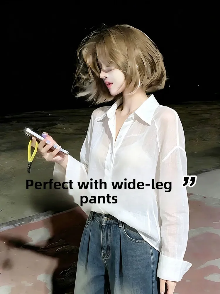 Ladies' Lightweight Linen Neck Sun Protection Shirt Vintage Style Thin Material Casual Loose Fit Button Design Autumn Top
Ladies' Lightweight Linen Neck Sun Protection Shirt Vintage Style Thin Material Casual Loose Fit Button Design Autumn Top
