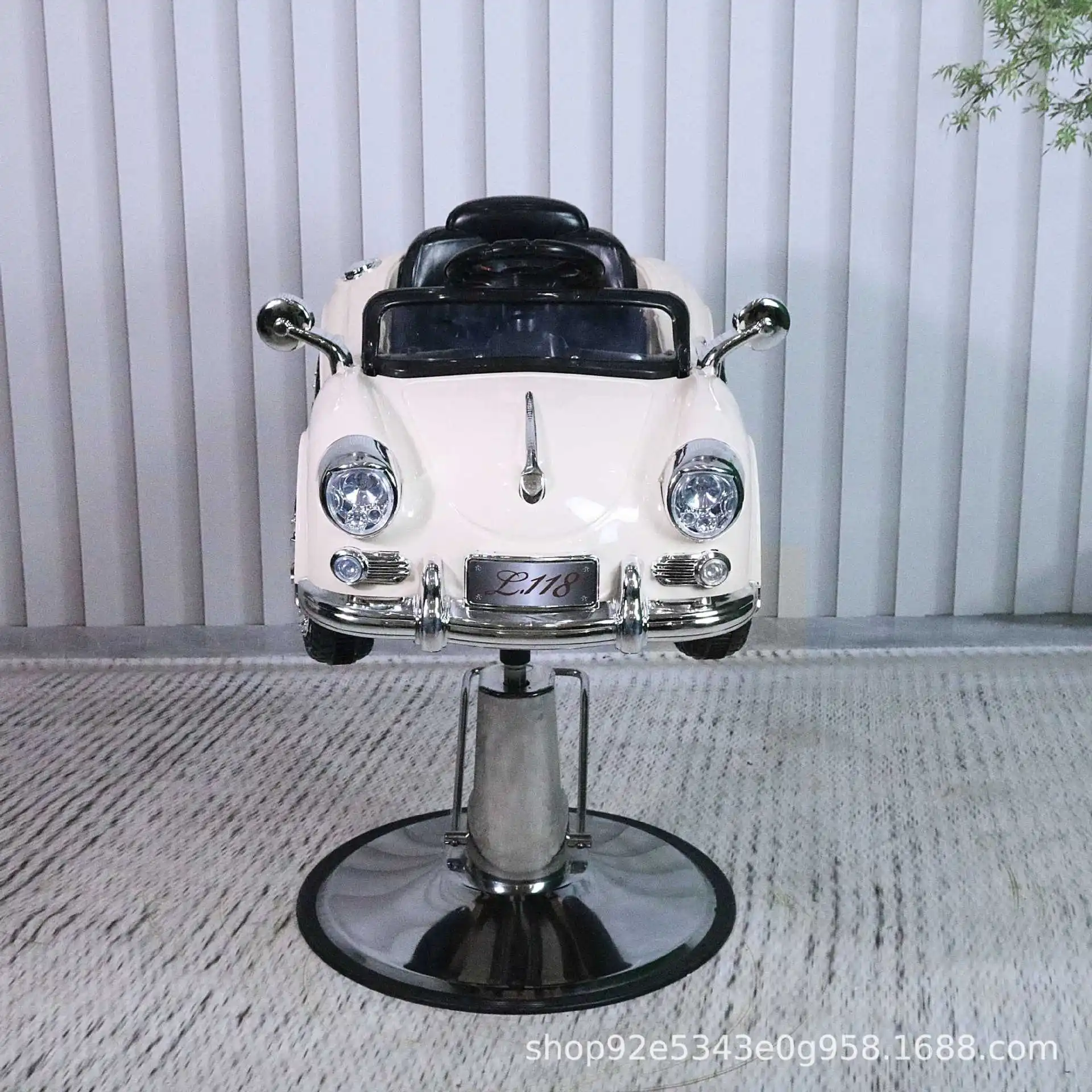 Cross-border hairdressing chair children's haircut rotating lift chair hair salon multi-functional cartoon car baby seat wholesa
Cross-border hairdressing chair children's haircut rotating lift chair hair salon multi-functional cartoon car baby seat wholesa