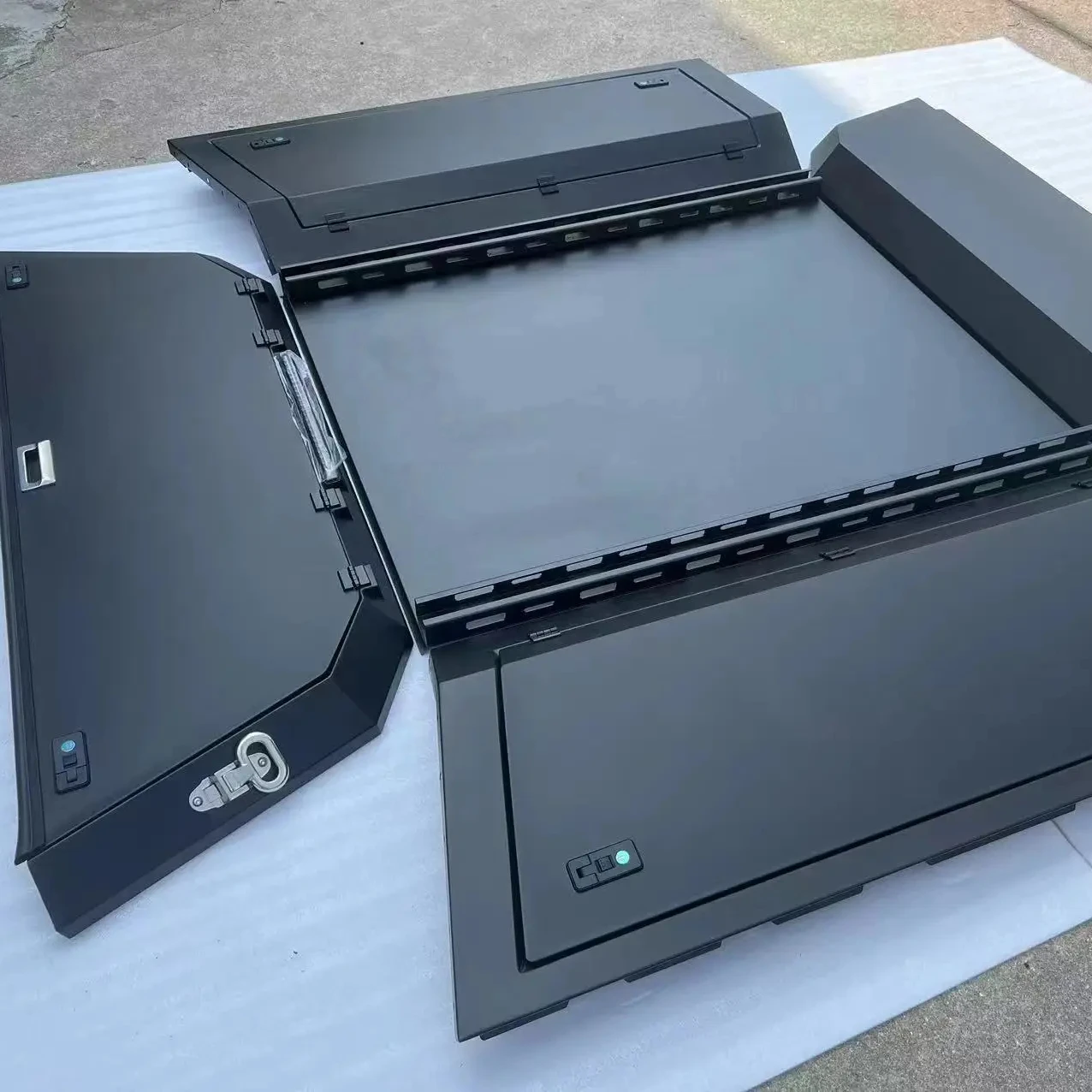 4x4 Off Road Heavy Duty Pickup Truck Tub Top Cap For GMC Sierra 1500 2500 Aluminum Leak-proof Hard Top Canopy Storage Box
4x4 Off Road Heavy Duty Pickup Truck Tub Top Cap For GMC Sierra 1500 2500 Aluminum Leak-proof Hard Top Canopy Storage Box