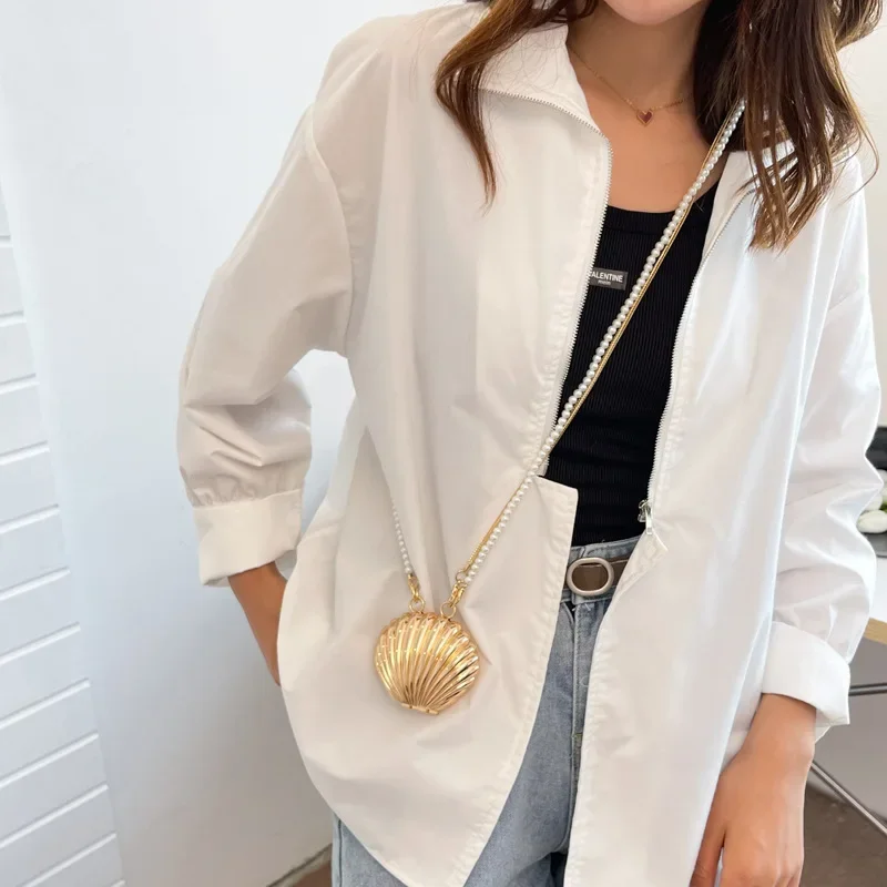 2025 New Summer Lipstick Bags for Women Fashion Pearl Mini Purse Crossbody Bag High Quality Gold Shell Bag Designer Shoulder Bag
2025 New Summer Lipstick Bags for Women Fashion Pearl Mini Purse Crossbody Bag High Quality Gold Shell Bag Designer Shoulder Bag